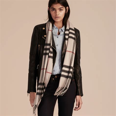 century 21 burberry scarf|Burberry Scarf Womens .